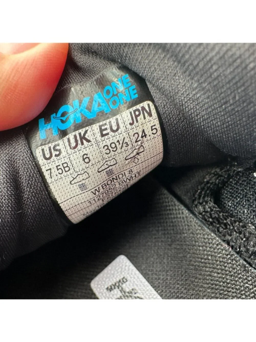 Hoka One One Bondi 8 Women Size 7.5B 1127952-BWHT Black White Running Shoes - Picture 10 of 10